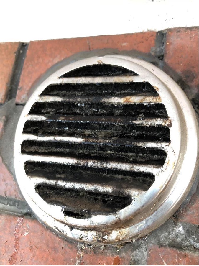 換気ダクト清掃とは