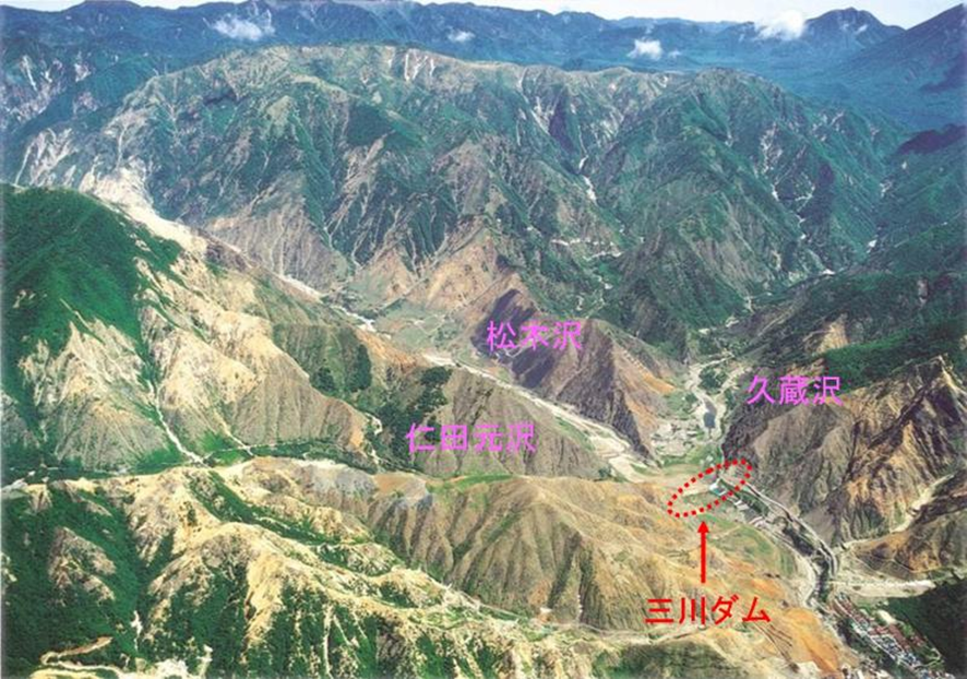 足尾地区三川ダム上流